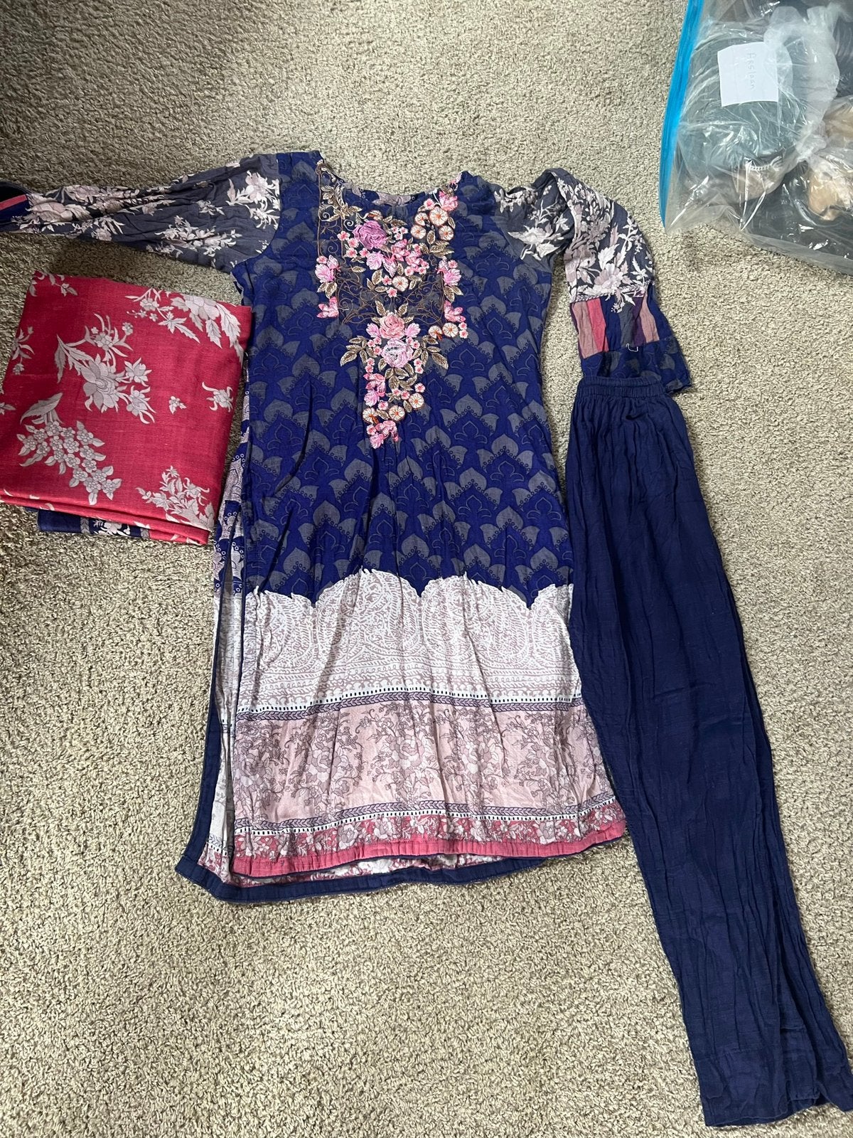 Indian bollywood salwar kameez, Ophalen of Verzenden, Zo goed als nieuw, Overige typen