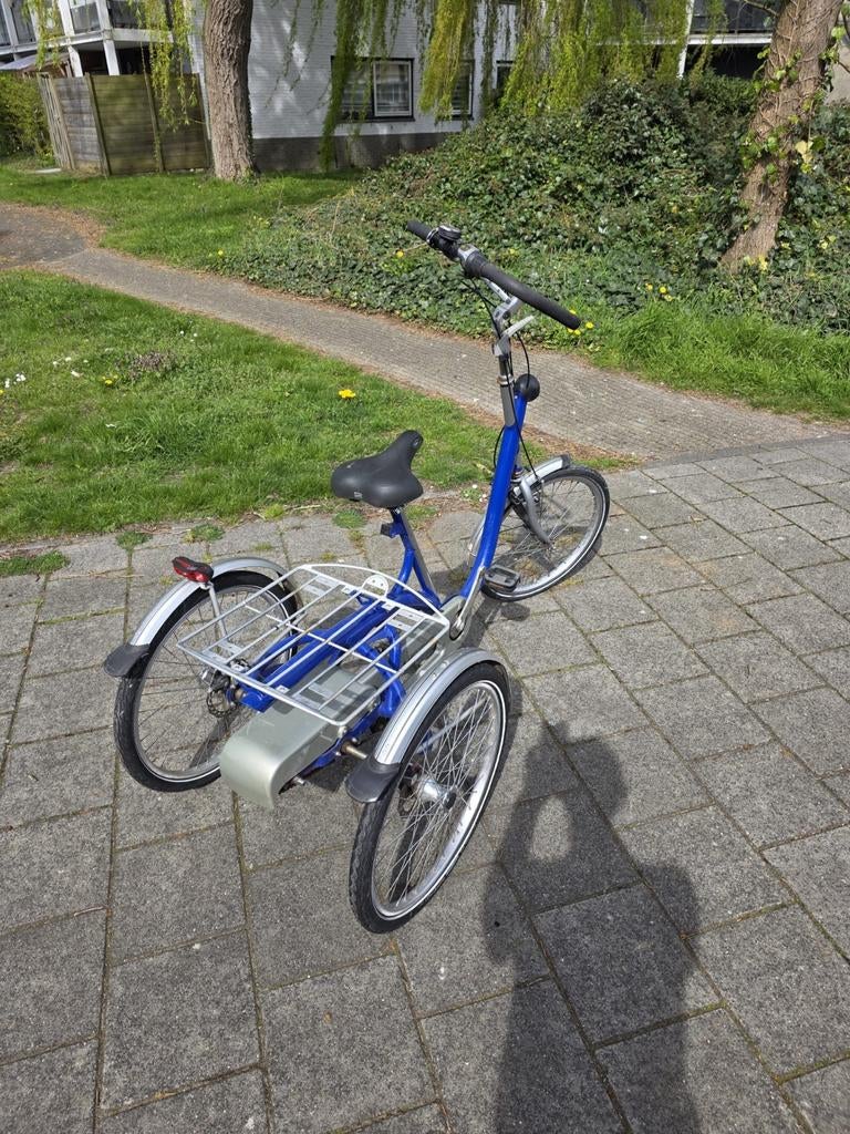 Van Raam driewielfiets, Ophalen