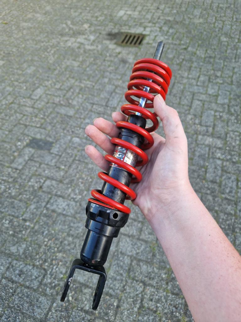 Yss schokbreker rood achter, Ophalen of Verzenden, Zo goed als nieuw, Overige typen