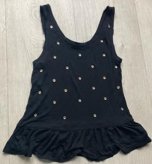Zwarte top met studs Maat XS van Tally Weijl, Tally weijl, Zwart, Ophalen of Verzenden, Zo goed als nieuw