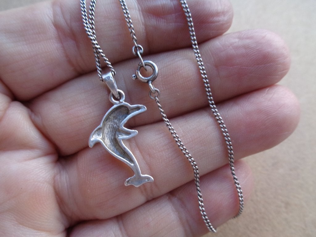 zilveren ketting met dolfijn hanger [289], Met hanger, Ophalen of Verzenden, Zo goed als nieuw, Zilver