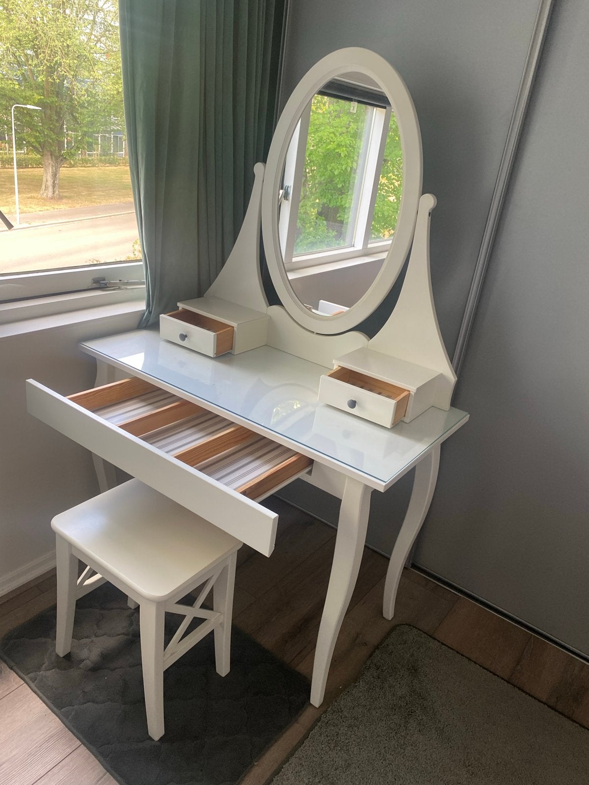 Witte kaptafel met spiegel en krukje, Ophalen, Gebruikt, 100 tot 150 cm, 50 tot 100 cm