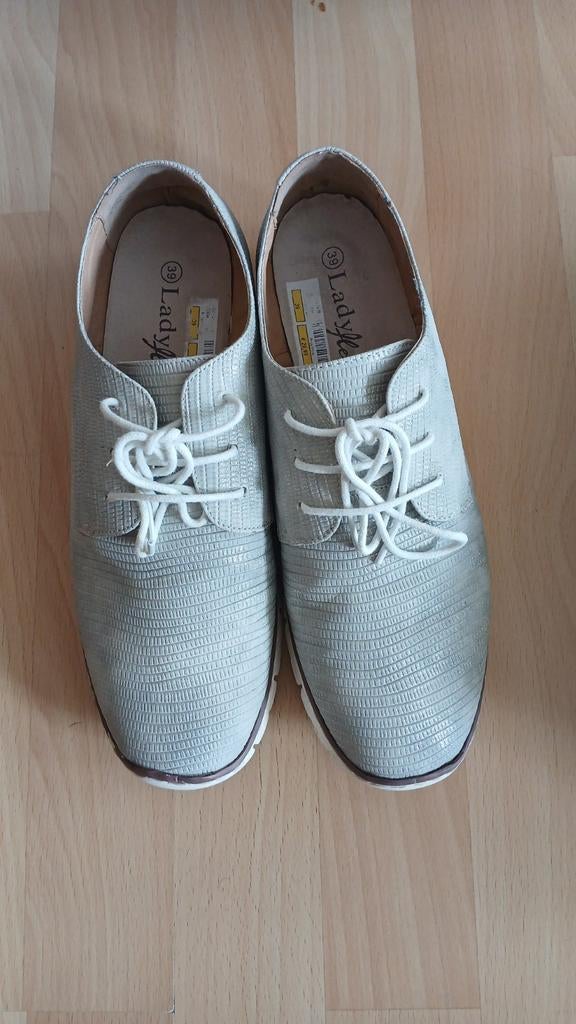 Dames Schoenen Maat 39, Ophalen of Verzenden, Grijs, Sneakers of Gympen, Zo goed als nieuw