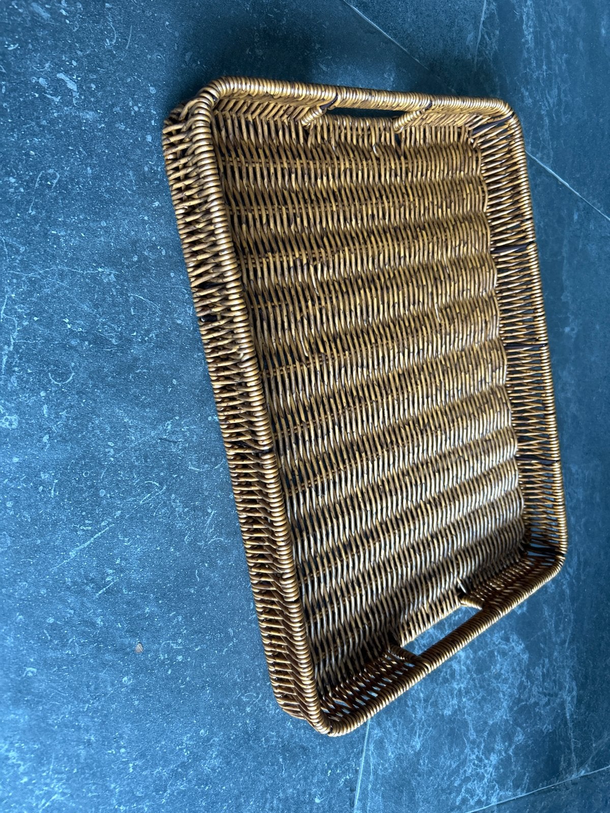 Rieten dienblad met handvaten, Gebruikt, Gevlochten, Natuurlijk materiaal, Ophalen of Verzenden