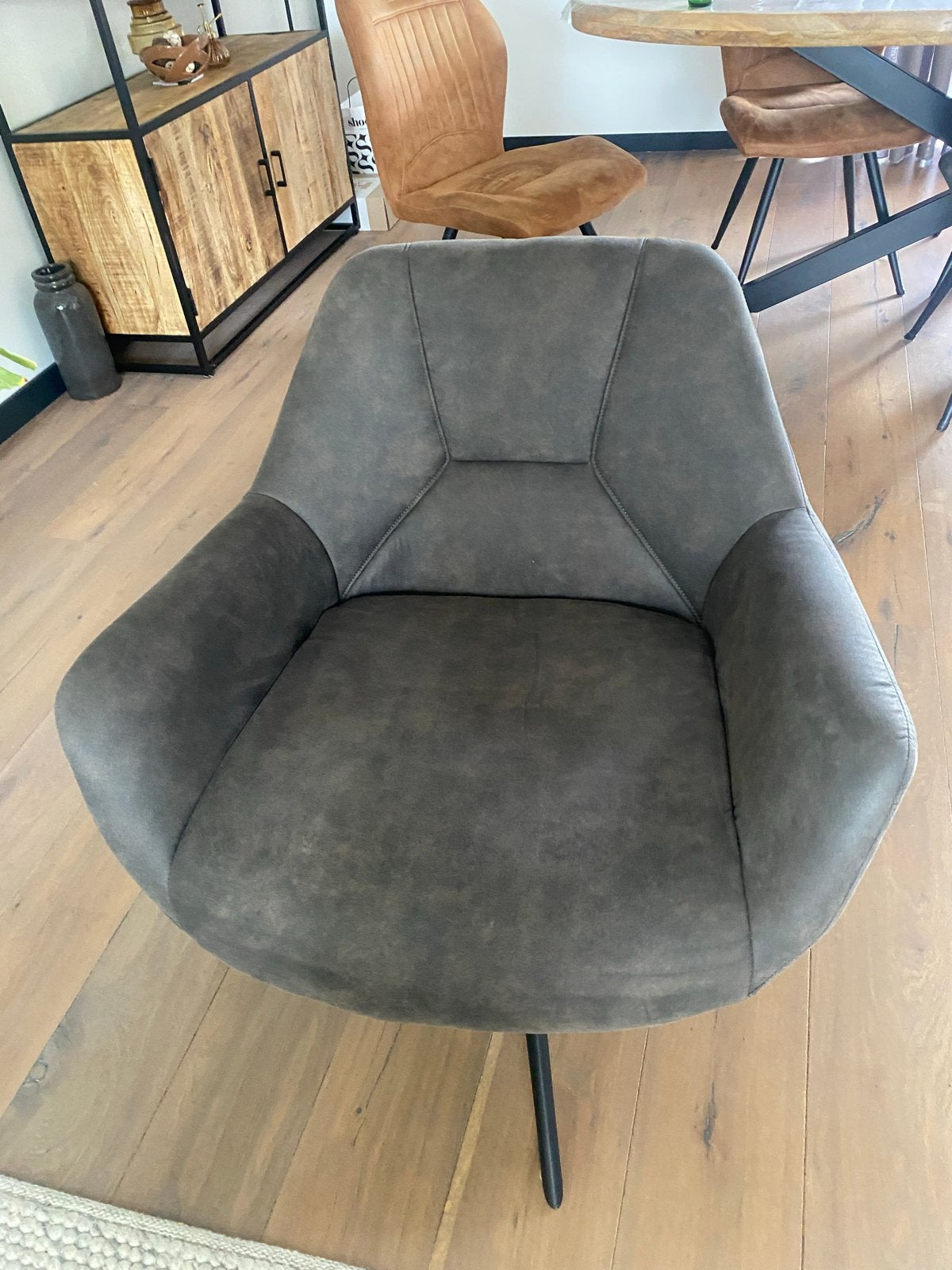 Te koop draai fauteuil in antraciet grijs, Huis en Inrichting, Fauteuils, Ophalen of Verzenden, Zo goed als nieuw, Minder dan 75 cm