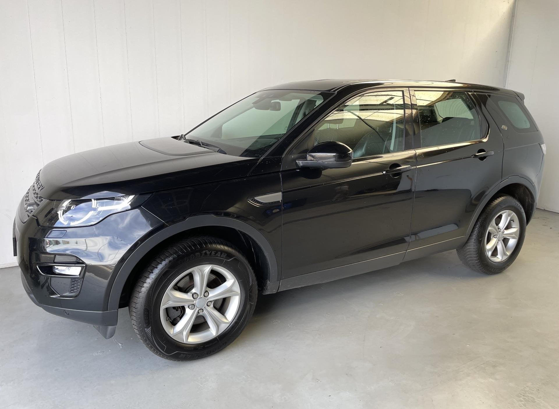 Land Rover Discovery Sport 2.0 TD4 Leer Navi Xenon (DISTRIBU, Automaat, Gebruikt, 150 pk, Discovery Sport