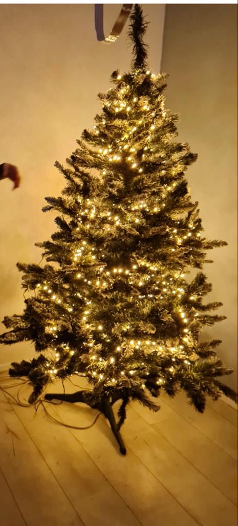 Kerstboom met nepsneeuw, Ophalen of Verzenden