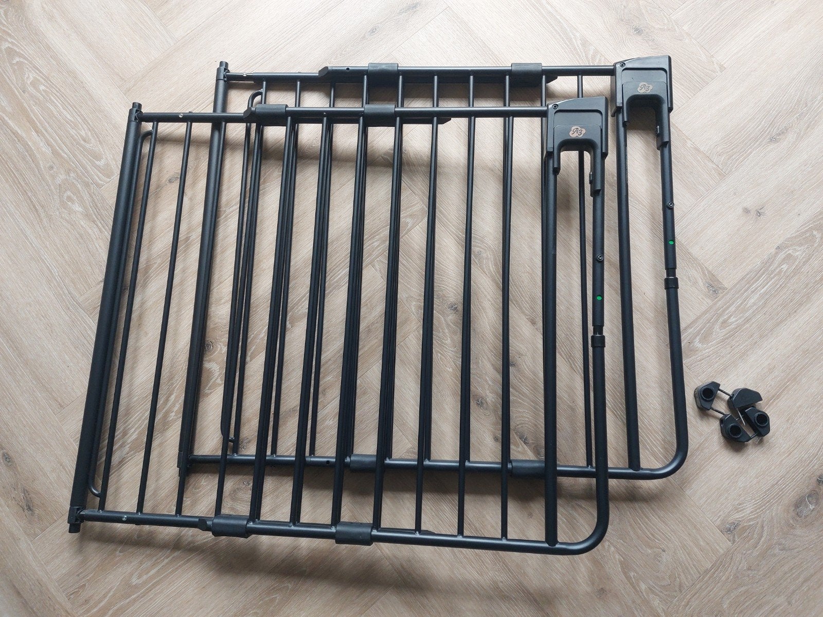 2x A3 Safetydoor Traphekje Zwart - Verstelbaar, Kinderen en Baby's, Traphekjes, Ophalen, Gebruikt, 100 tot 115 cm, Metaal of IJzer