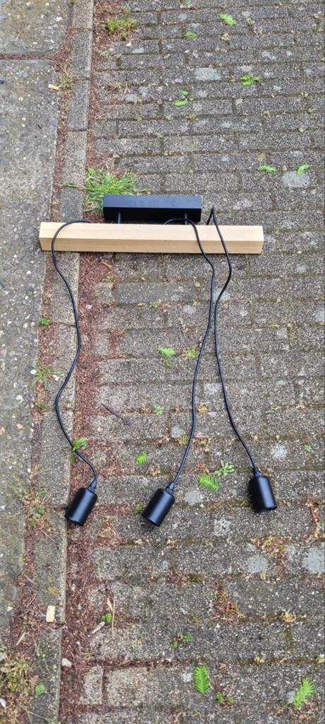 Plafondlamp en een spotjeslamp, Ophalen, Gebruikt, Overige materialen, Plafondlamp / spotjeslamp