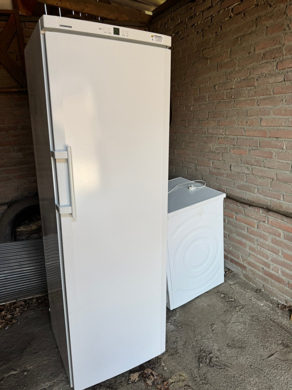 Liebherr vriezer te koop, Minder dan 60 cm, 160 cm of meer, Zo goed als nieuw, Vrijstaand