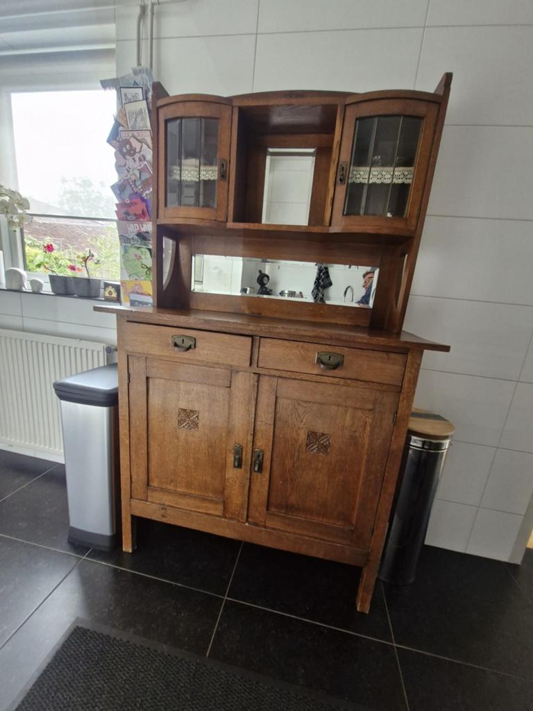 Mooie oude kast met vitrine en spiegel, Ophalen of Verzenden