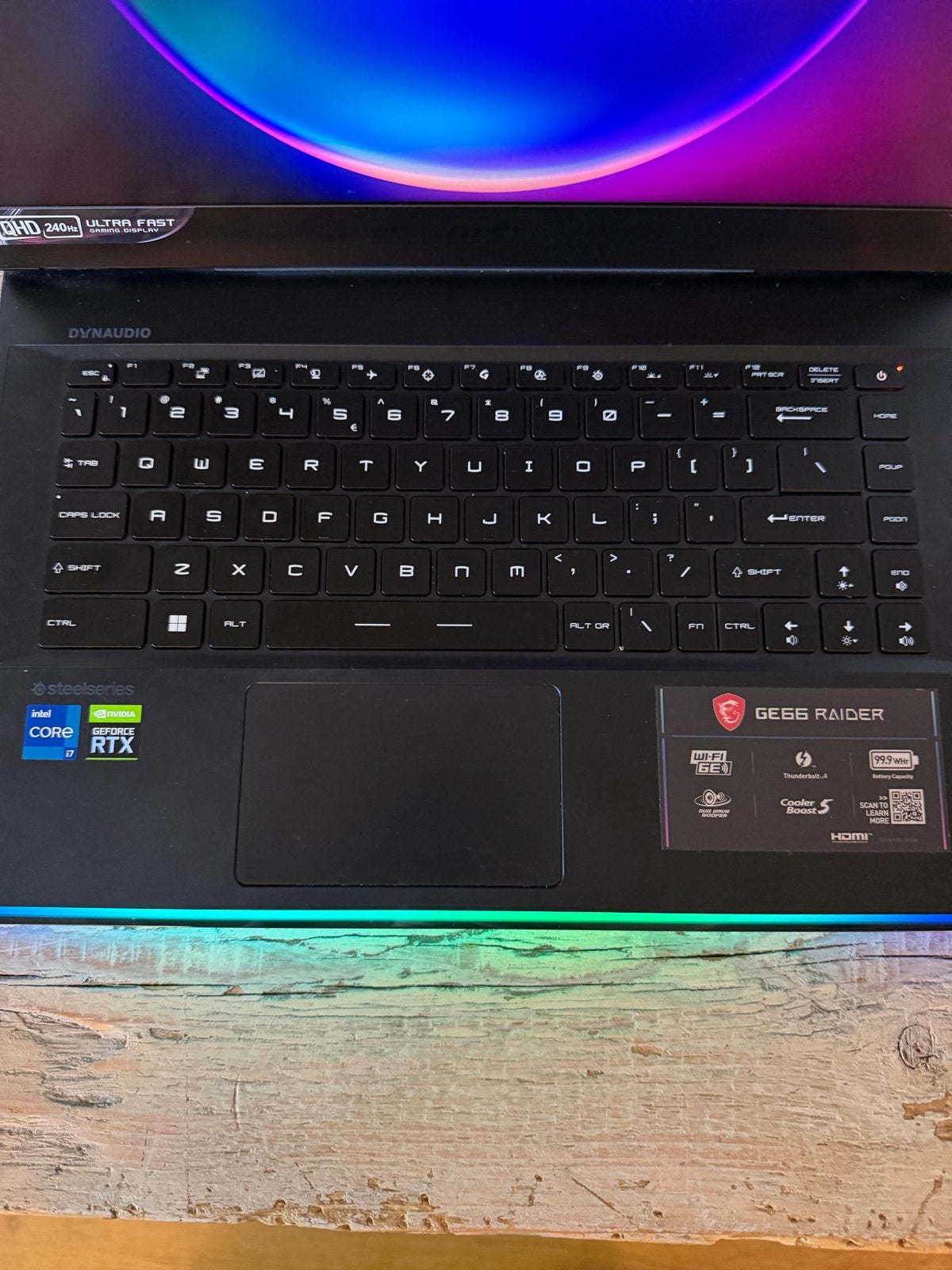 Foto 3 van MSI GE66 Raider Gaming Laptop