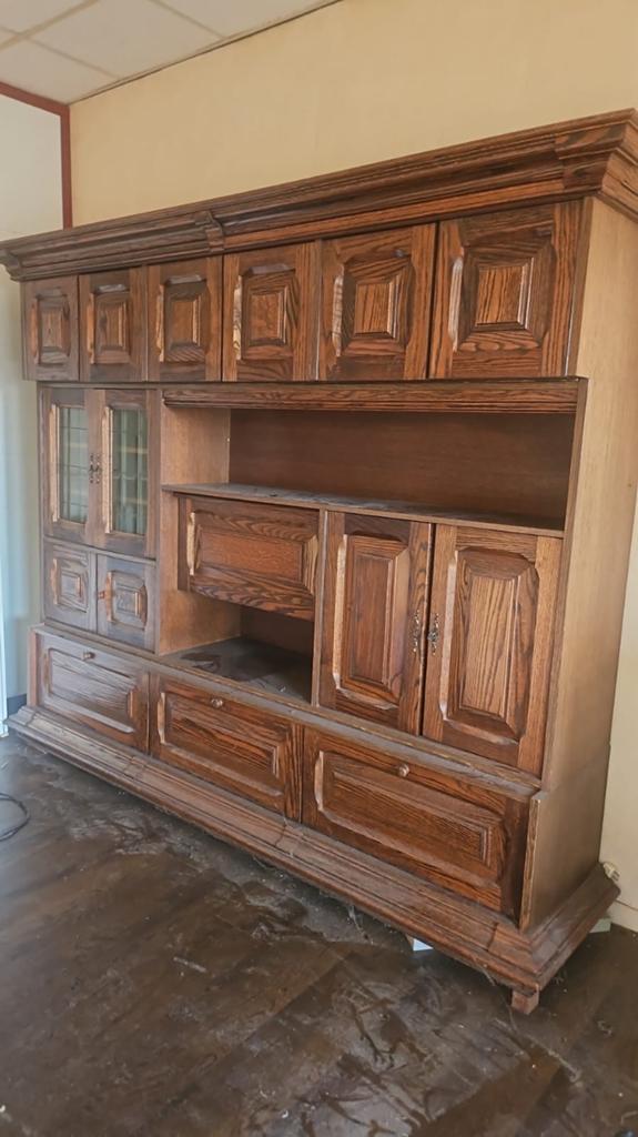 Grote massief eikenhouten kast, Huis en Inrichting, Ophalen, 250 tot 300 cm, Gebruikt, Eikenhout