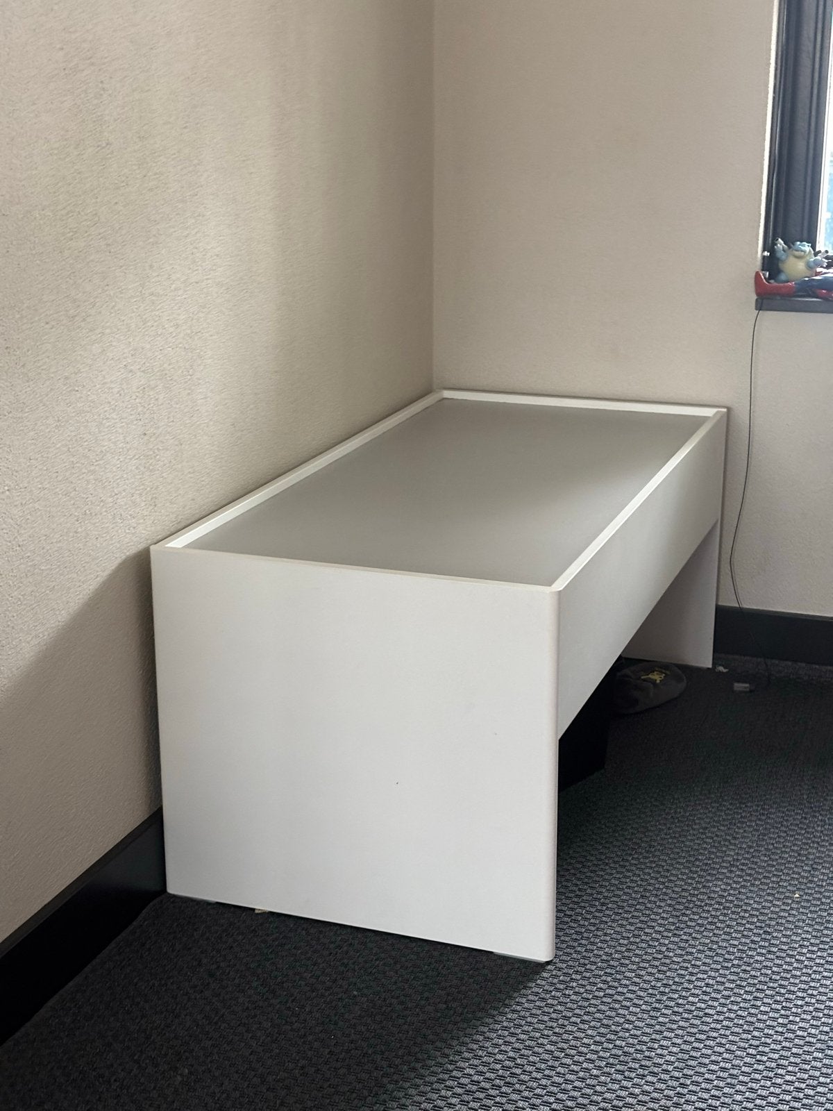IKEA DUNDRA speeltafel met opbergruimte z.g.a.n., Ophalen, Zo goed als nieuw