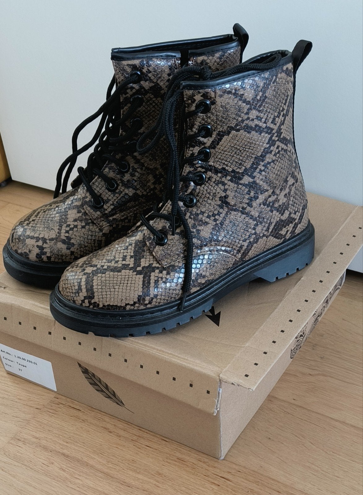 Nieuwe meiden schoenen maat 37, Ophalen, Meisje, Schoenen, Nieuw