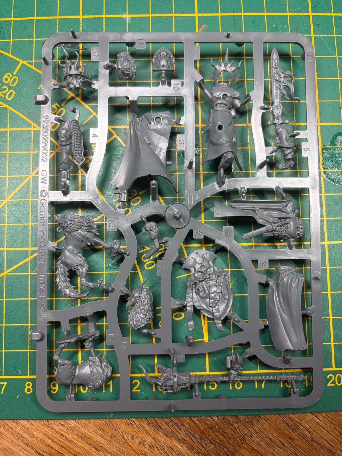 Lord-Veritant met Gryph-crow, Hobby en Vrije tijd, Ophalen of Verzenden, Nieuw, Warhammer, Figuurtje(s)