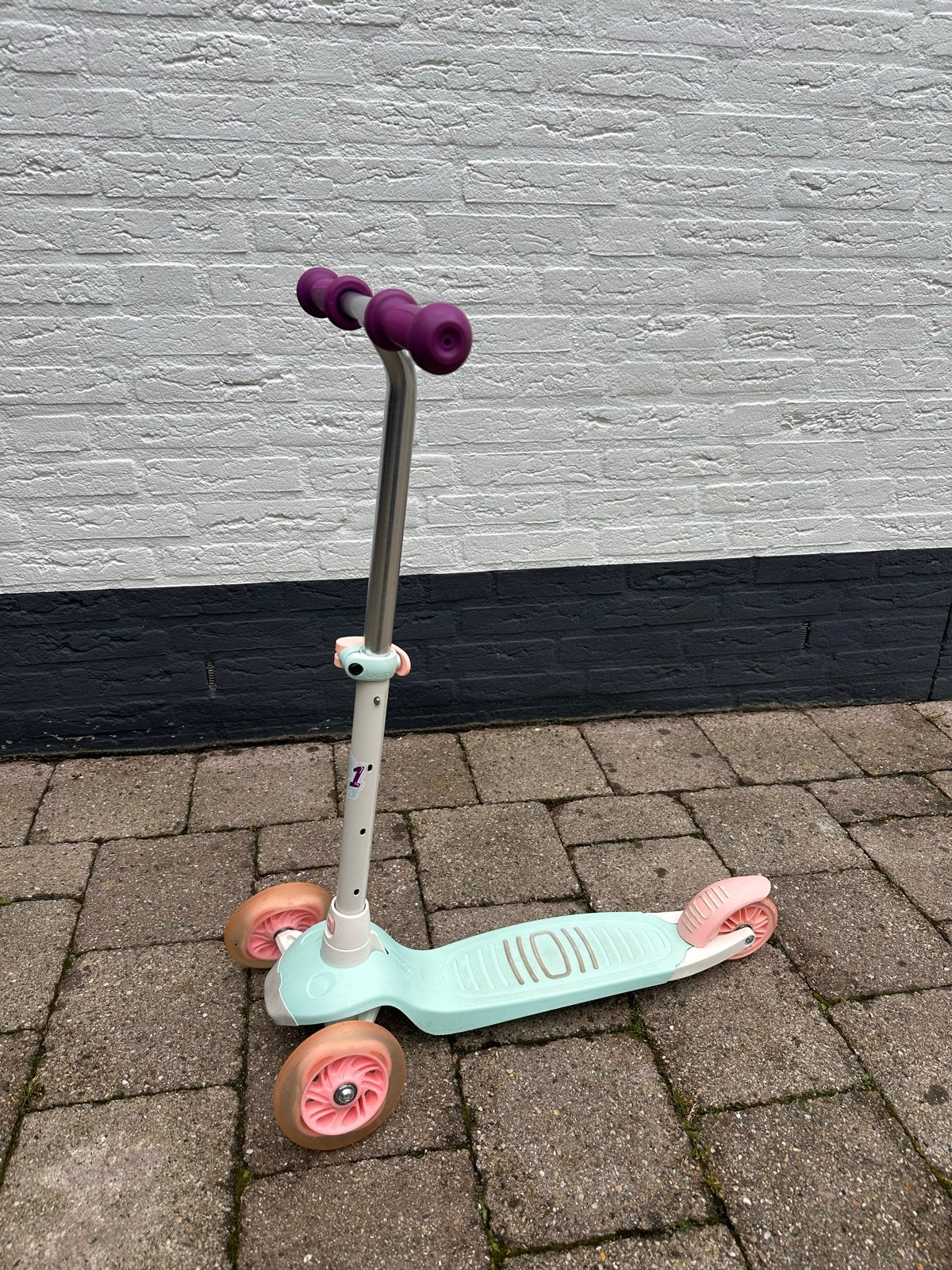 Decathlon - oxelo stepje met lampjes in de voorwieltjes, Fietsen en Brommers, Steps, Ophalen, Gebruikt, Gewone step