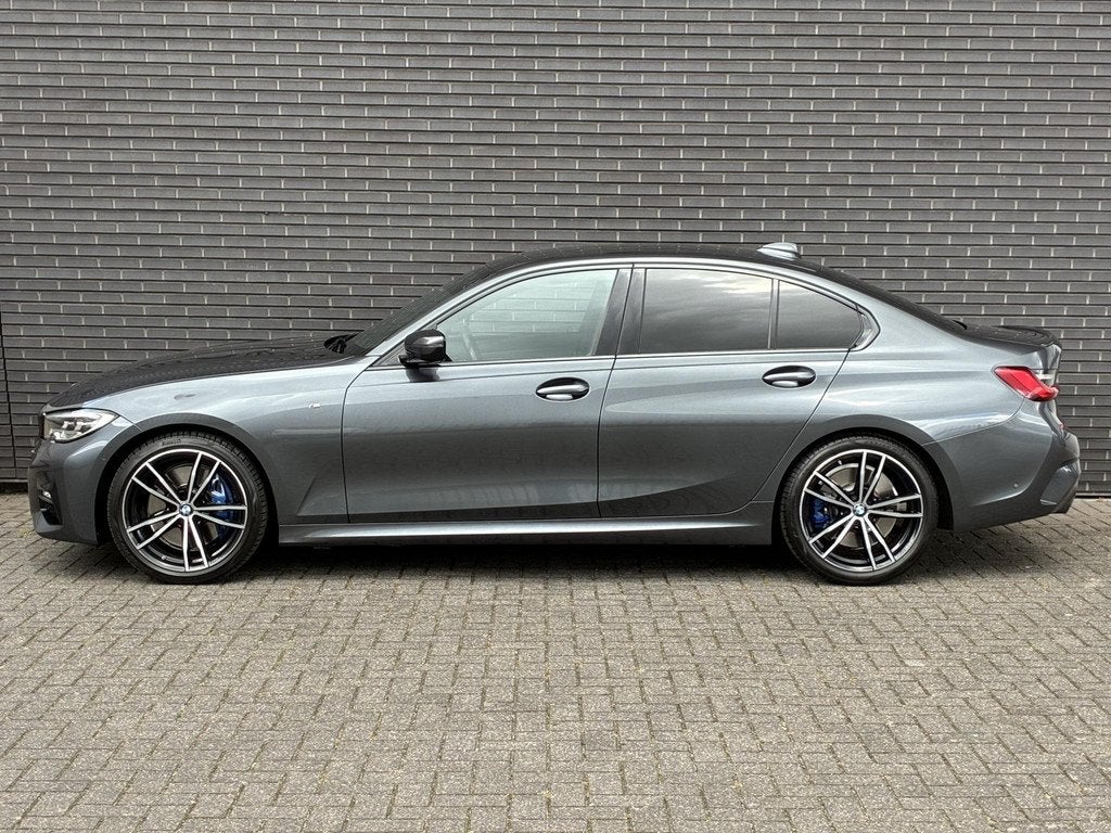 BMW 3-serie Sedan 320i High Executive M Sport Pakket Automaa, Automaat, 1998 cc, Achterwielaandrijving, Gebruikt