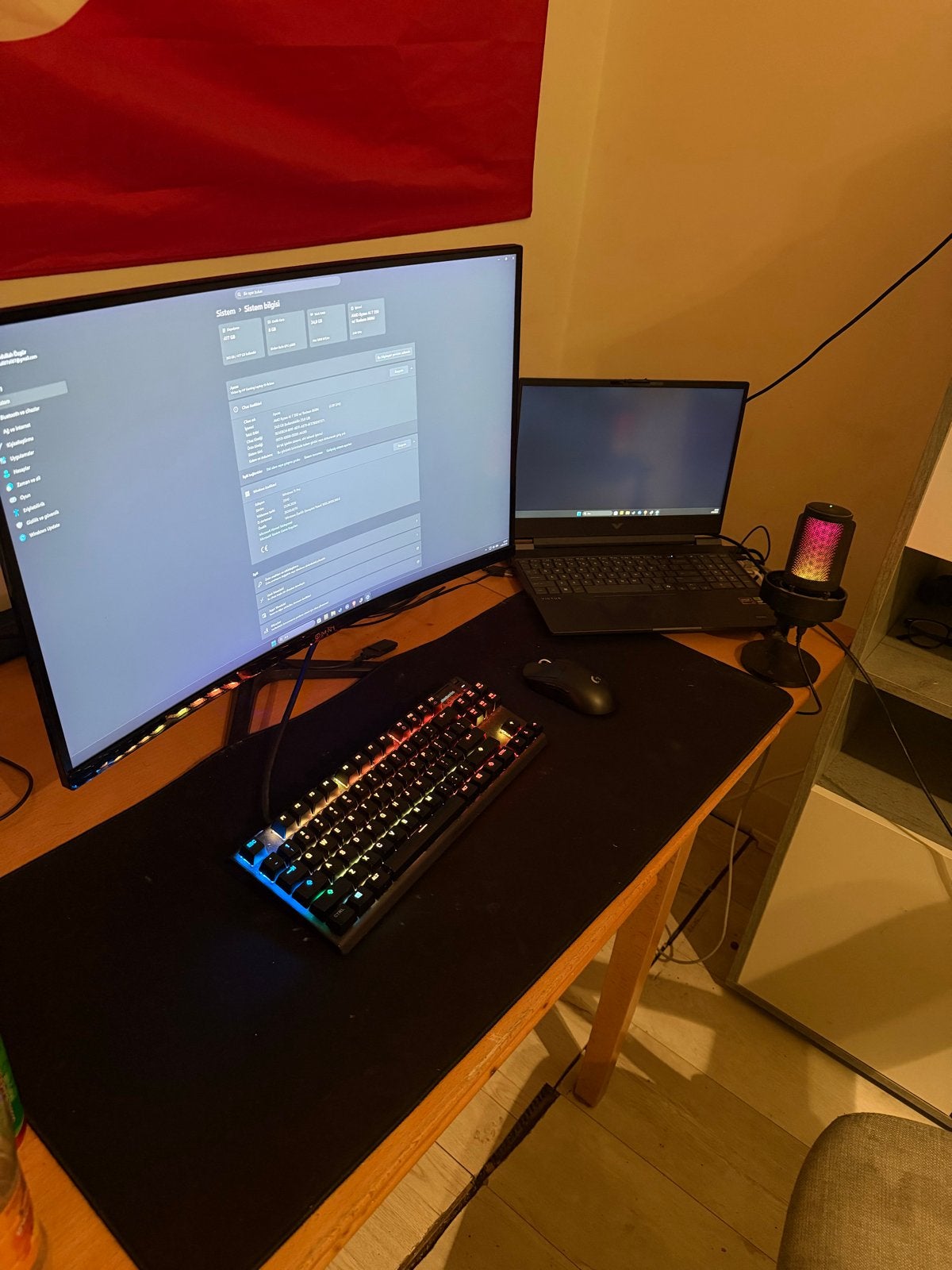 Compleet Gaming Setup HP Victus RTX 5060 + 27” 165Hz Monitor, Met videokaart, Qwerty, Ophalen of Verzenden, Zo goed als nieuw