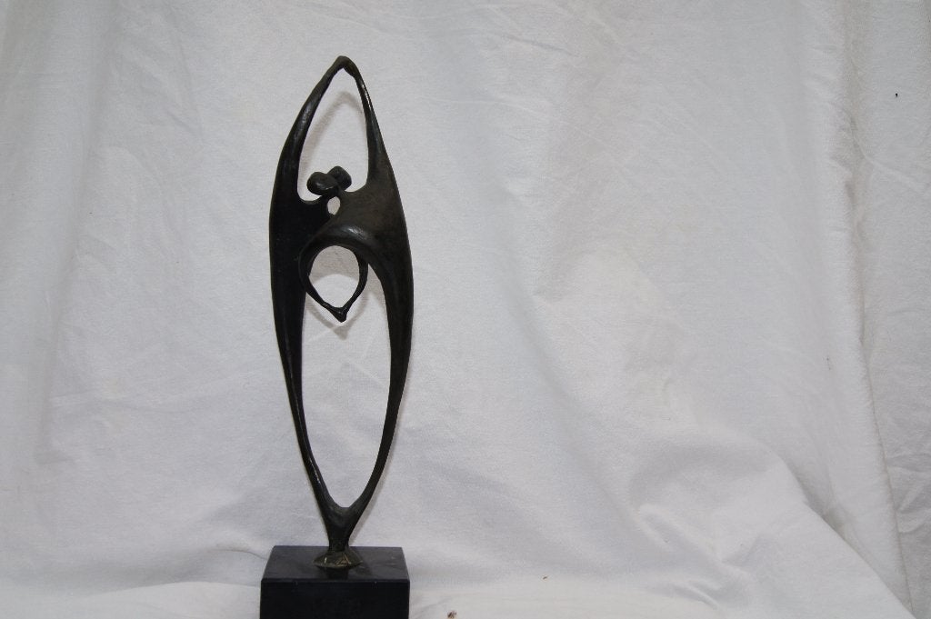 Abstract brons beeld van een omhelzend paar Corry Ammerlaan, Ophalen of Verzenden, Brons, 20 - 50 cm, Beeld