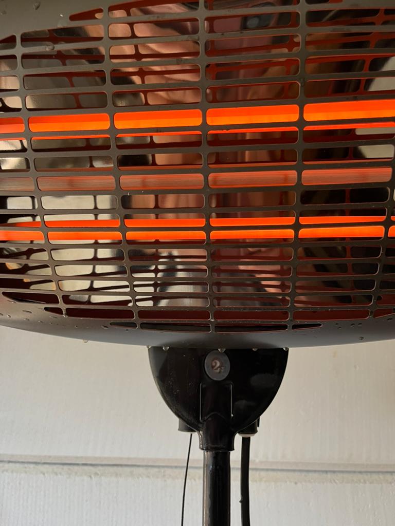 Terras verwarming !, Tuin en Terras, Terrasverwarmers, Draaibaar, Gebruikt, Vloer, Ophalen
