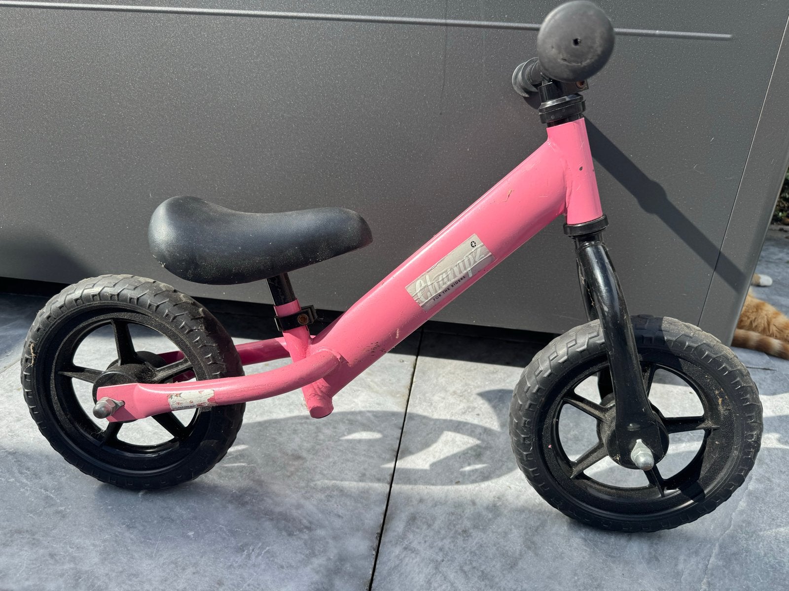 Roze loopfiets voor kinderen, Ophalen of Verzenden, Gebruikt, Loopfiets