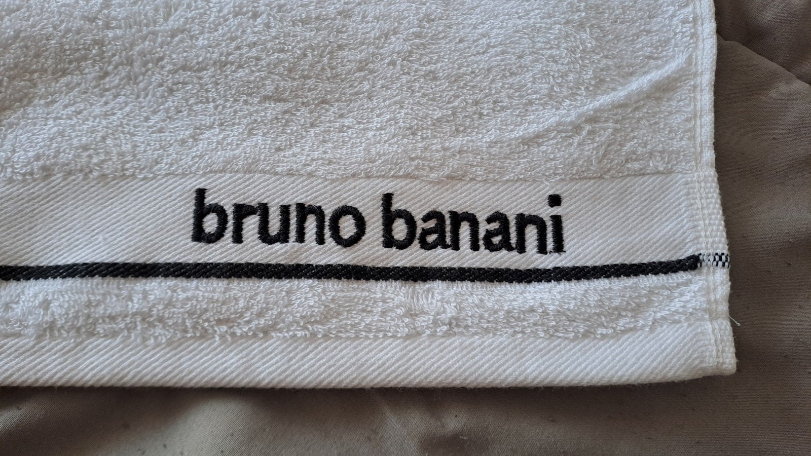 Witte handdoek van Bruno Banani, Wit, Handdoek, Nieuw, Ophalen of Verzenden