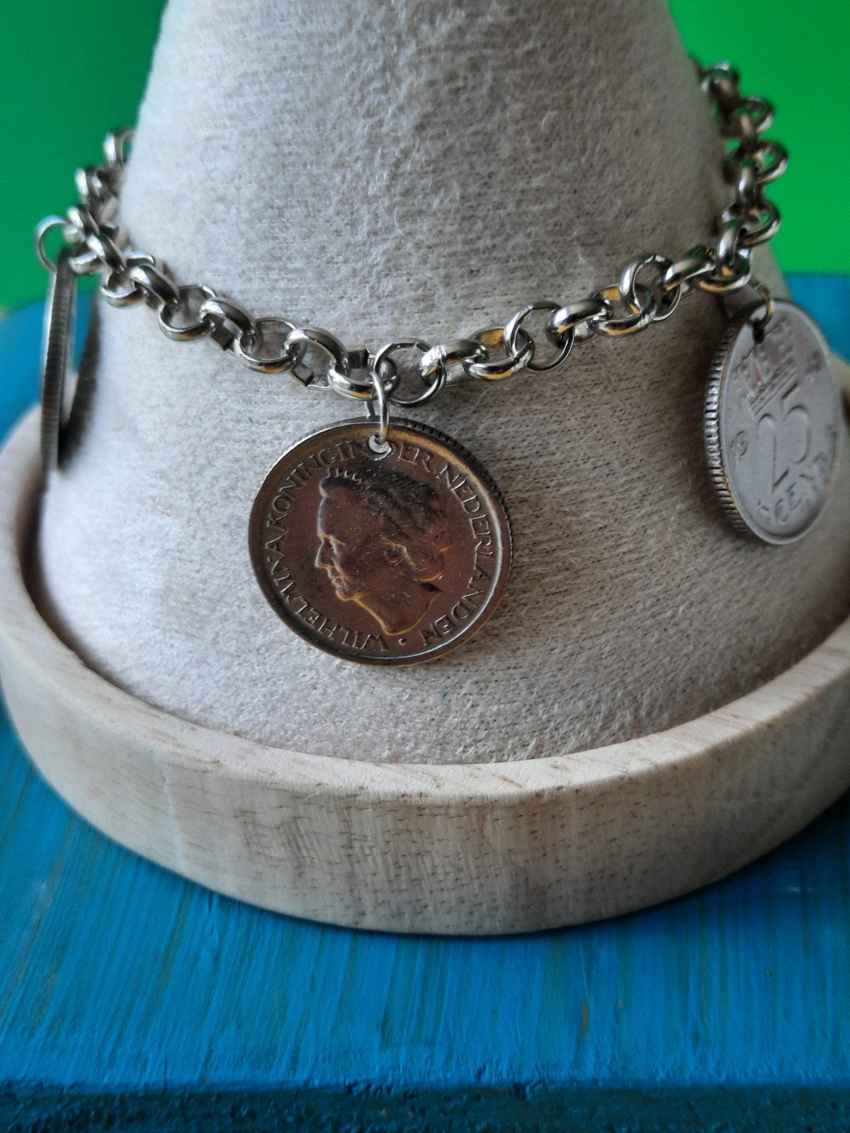Wilhelmina 5 Kwartjes Armband. Maximale lengte 19cm, Ophalen of Verzenden, Zo goed als nieuw, Zilver, Staal