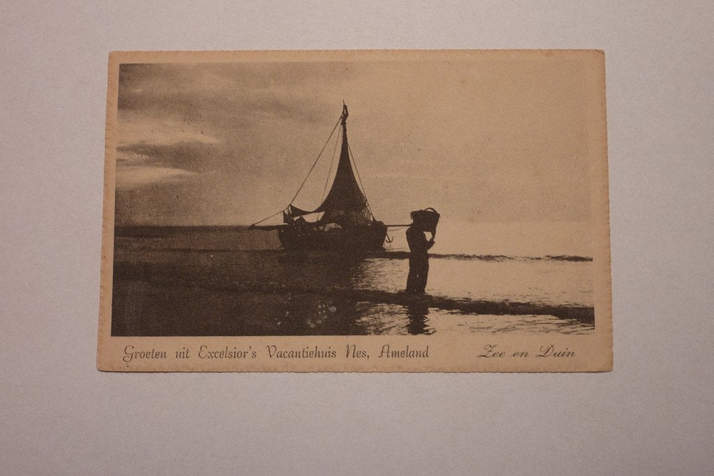 Groeten uit Excelsior's Vacantiehuis Nes Ameland 1952, Ophalen of Verzenden, 1940 tot 1960, Gelopen, Waddeneilanden