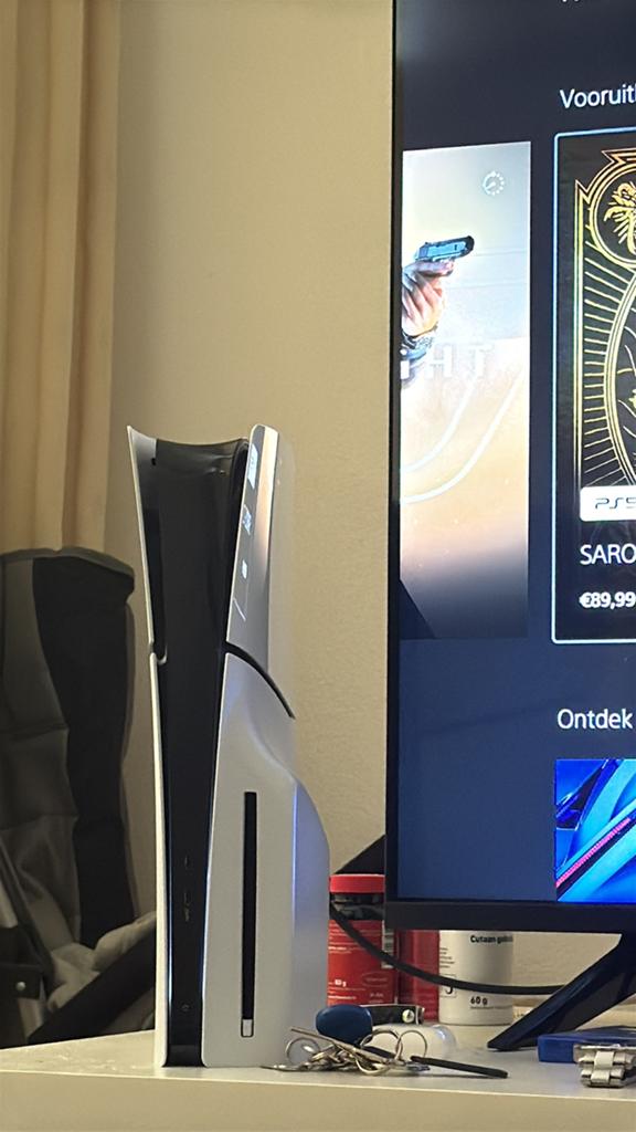 Sony PlayStation 5 + GAMES PS5, Ophalen of Verzenden, Zo goed als nieuw