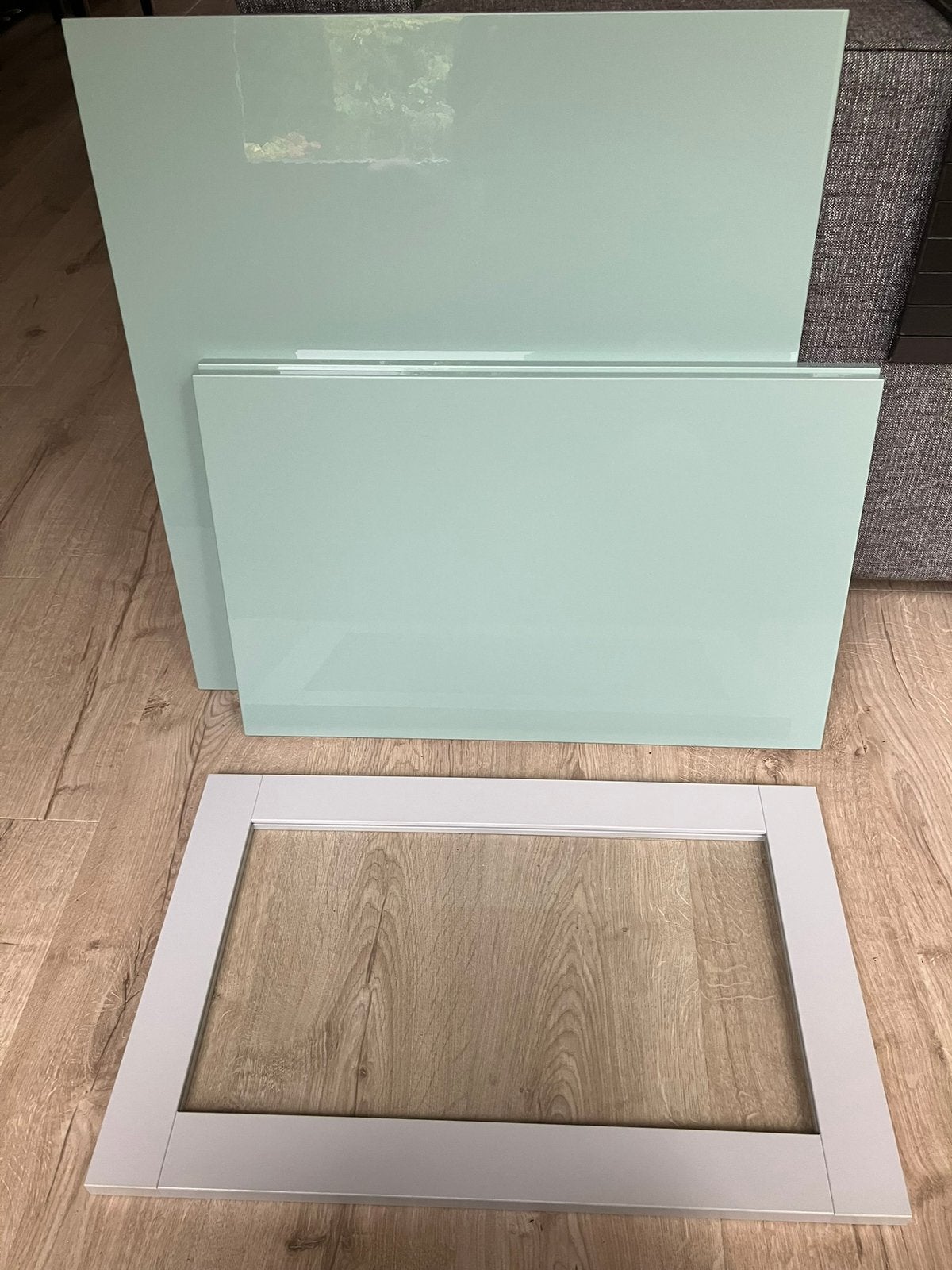 IKEA BESTÅ frontjes lichtgroen + grijs met glas, Ophalen, 50 tot 100 cm, Zo goed als nieuw, Minder dan 25 cm