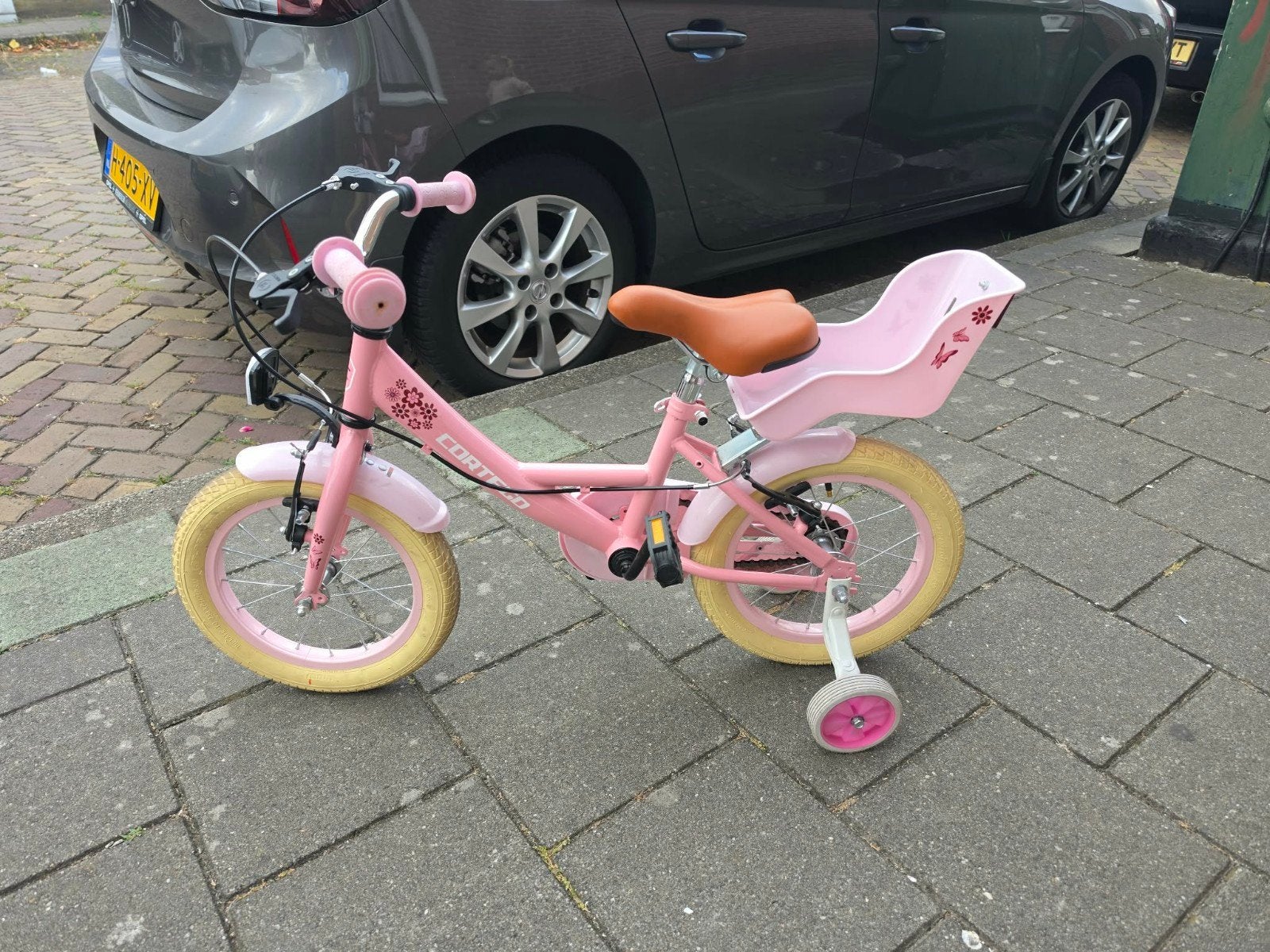Roze kinderfiets met zijwieltjes, Ophalen, Zijwieltjes, Gebruikt, Velgrem