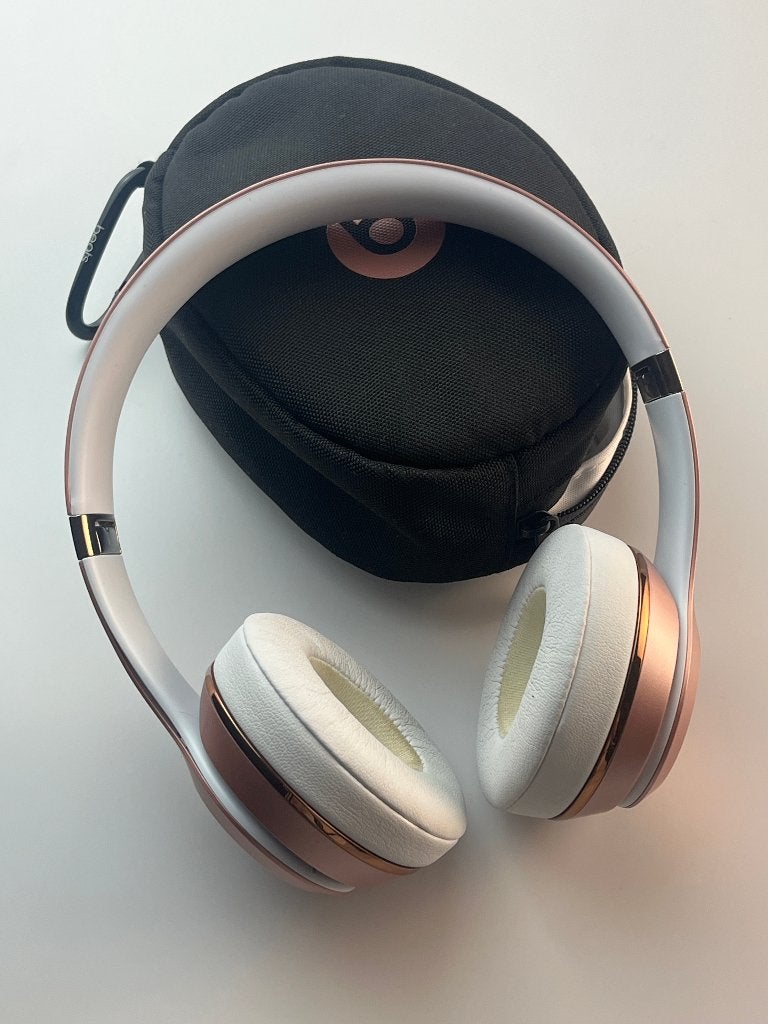 Beats Solo 3 (D1), Audio, Tv en Foto, 8600 Hayden Place, Culver City, CA 90232, United States, Gebruikt, Draadloos, .