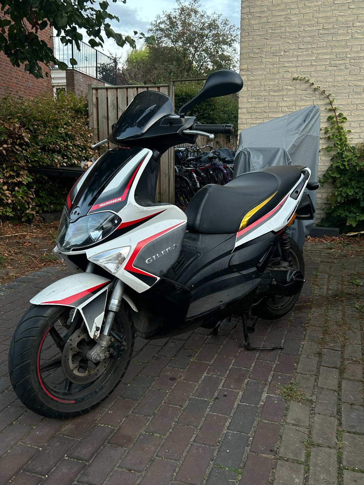 Gilera Runner 70cc - Opknapper/Onderdelen, Gebruikt, Maximaal 45 km/u, 70 cc, Ophalen of Verzenden