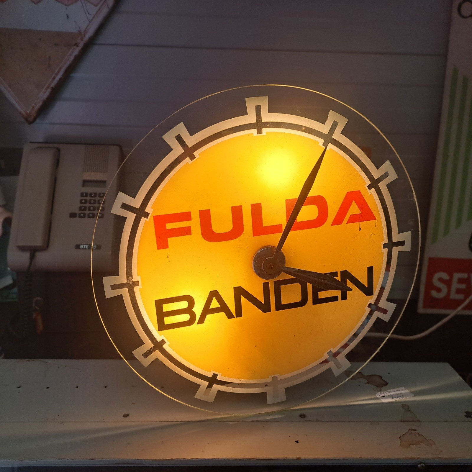 Fulda garageklokje Vintage '70, Verzamelen, Ophalen of Verzenden, Gebruikt, Reclamebord