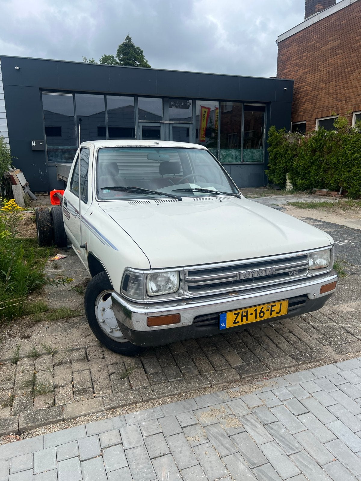 Toyota hilux 1991 3 liter V6 Automaat km 62000nap, Auto's, Wit, Origineel Nederlands, Particulier, LPG