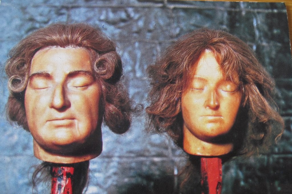 De twee geguillotineerde hoofden van Lodewijk en Antoinette, Ophalen of Verzenden, 1980 tot heden, Ongelopen, Politiek en Historie