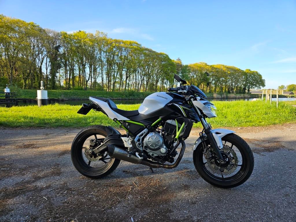 ️ Kawasaki Z650 (2017) – SC Project uitlaat – Wit, Motoren, Motoren | Kawasaki, Particulier, Naked bike
