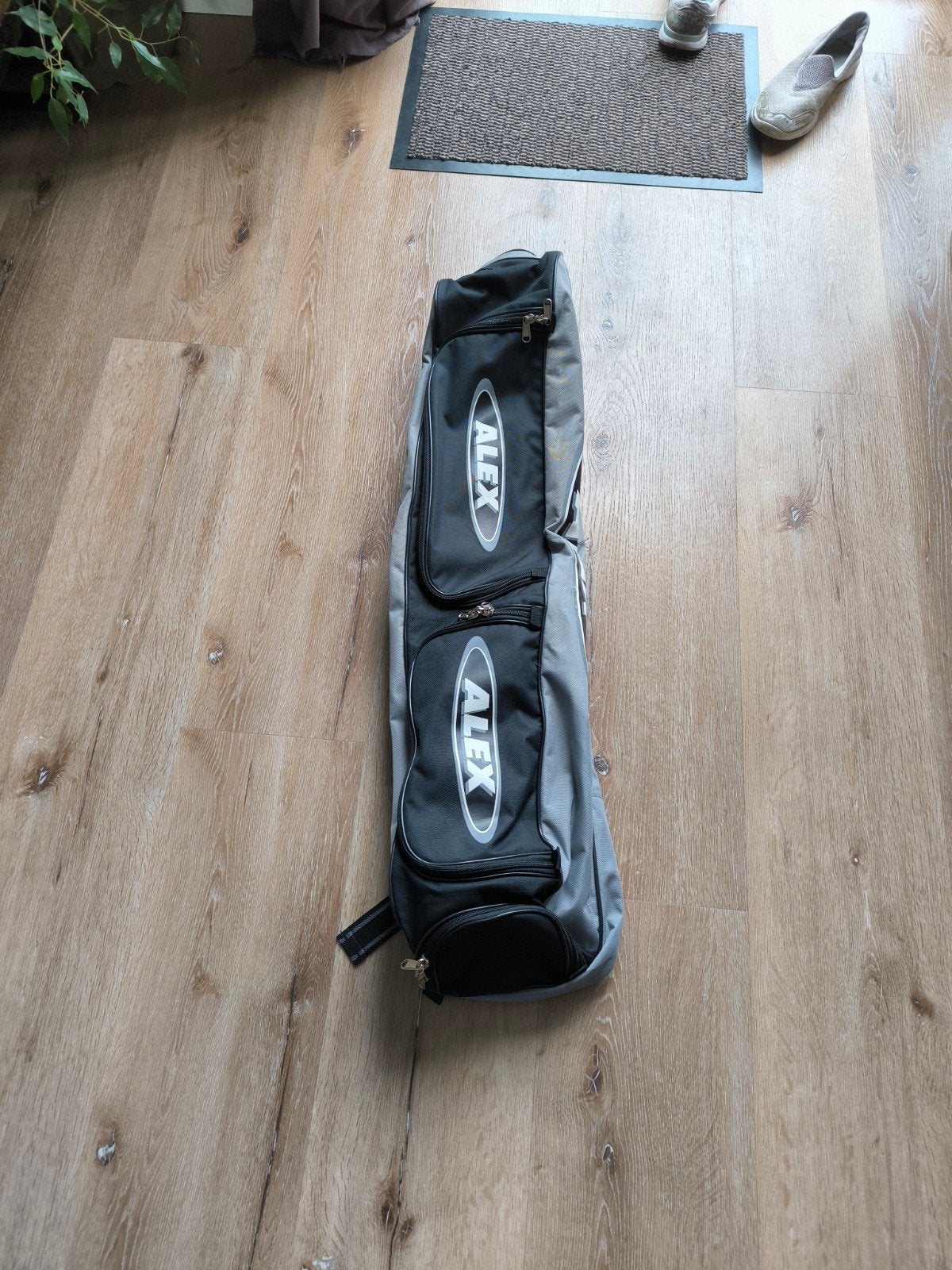 Hockeytas voor meerdere hockeysticks met anti diefstal, Ophalen of Verzenden, Zo goed als nieuw