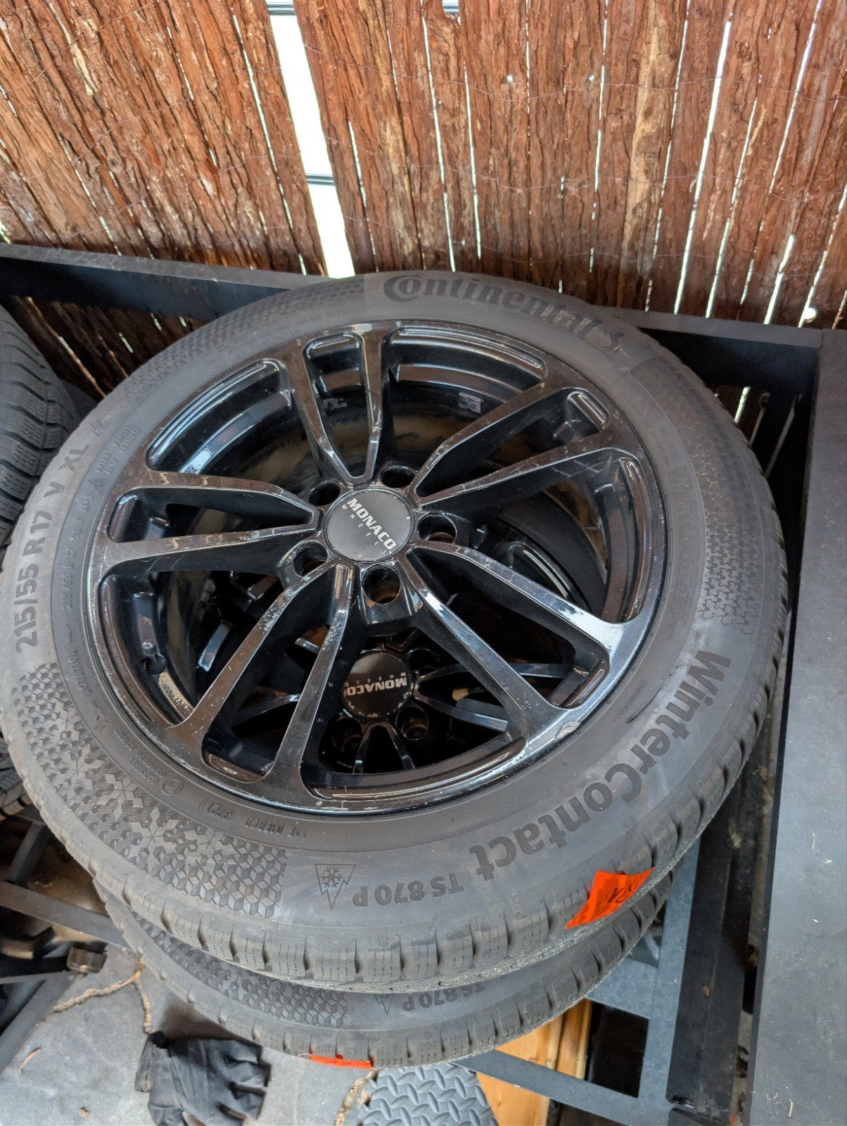 Winterbanden 215/55 R17 V XL, Auto-onderdelen, Ophalen, Banden en Velgen, 17 inch, Winterbanden