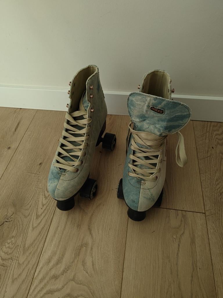 Roces Quad Skates - Maat 42 - Zo goed als nieuw, Sport en Fitness, Skeelers, Ophalen of Verzenden, Zo goed als nieuw, Dames