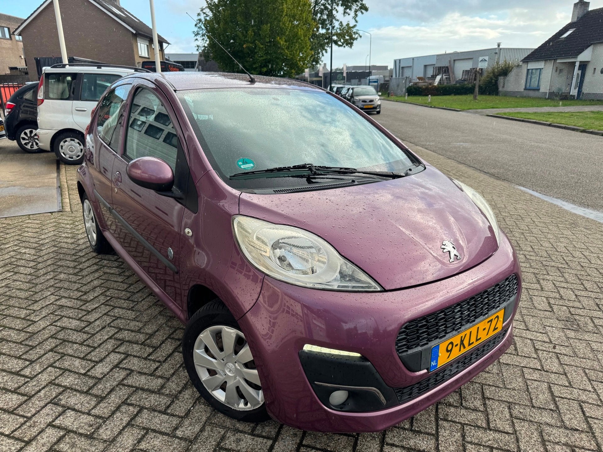 Peugeot 107 1.0 Envy Airco, Led, Toerenteller, Voorwielaandrijving, Euro 5, Gebruikt, Overige kleuren