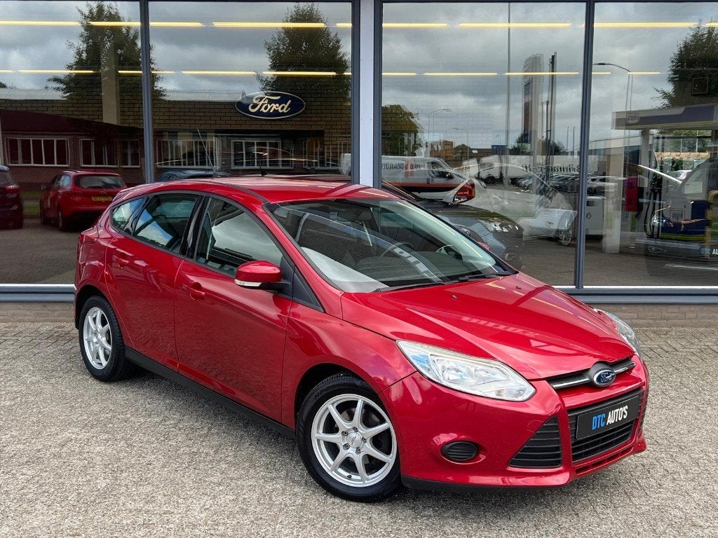 Ford Focus 1.0 EcoBoost | Trend Edition |, Euro 5, Stof, Zwart, 635 kg
