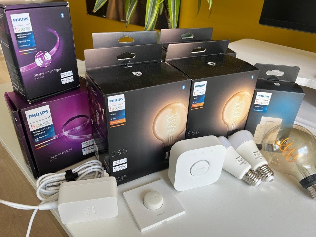 Philips Hue complete set, Huis en Inrichting, Ophalen, Zo goed als nieuw