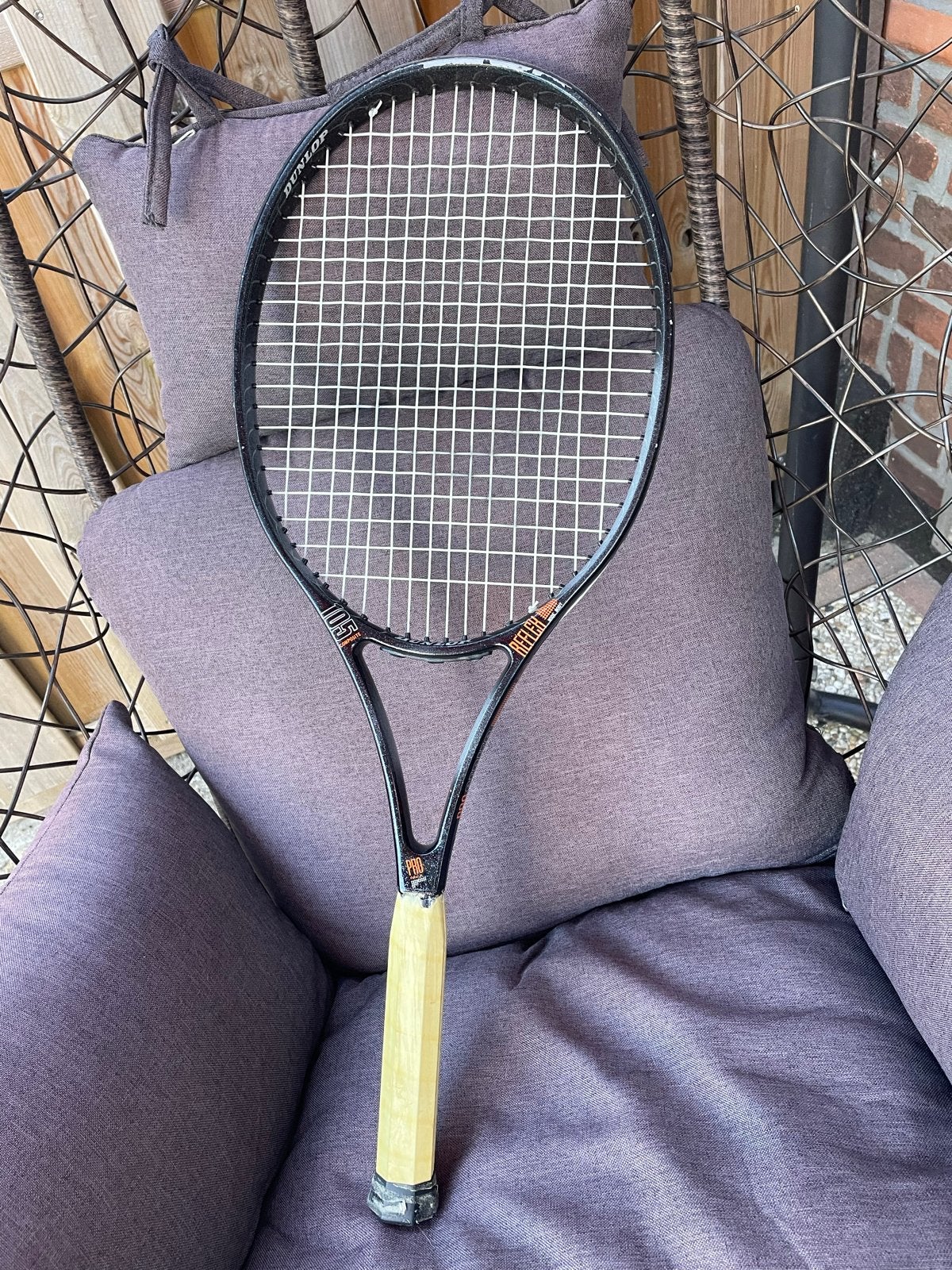 Dunlop Reflex 105 tennisracket - Gebruikt, Sport en Fitness, Ophalen of Verzenden, Gebruikt, Racket, Dunlop