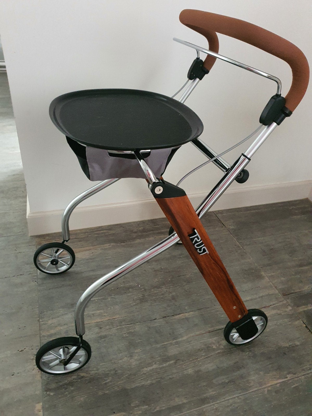 Trust Care indoor let's go rollator, Diversen, Ophalen, Lichtgewicht, Zo goed als nieuw