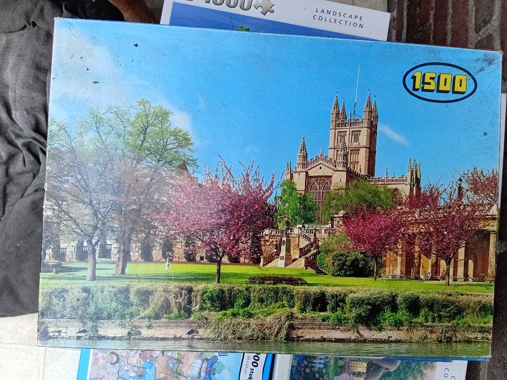 2    legpuzzle 1500st om te ruilen, Ophalen, 500 t/m 1500 stukjes, Zo goed als nieuw, Legpuzzel