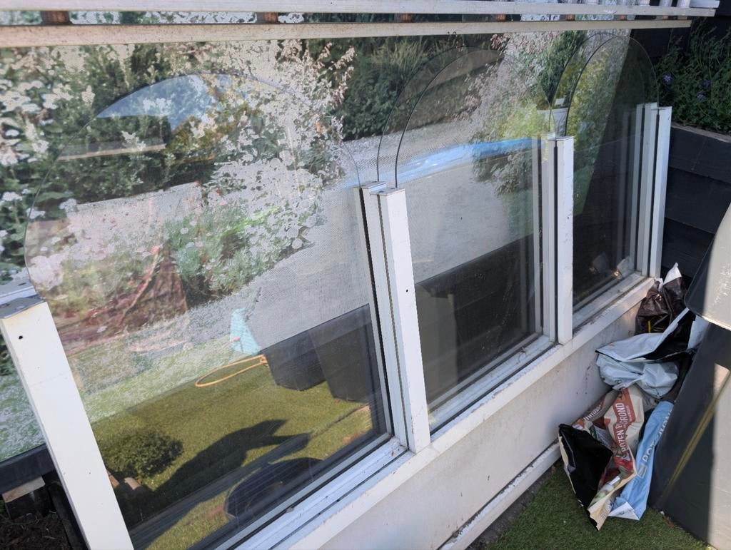 2 windschermen met veiligheidsglas (1 glas ontbreekt), Gebruikt, 100 tot 150 cm, 150 tot 200 cm, Ophalen of Verzenden