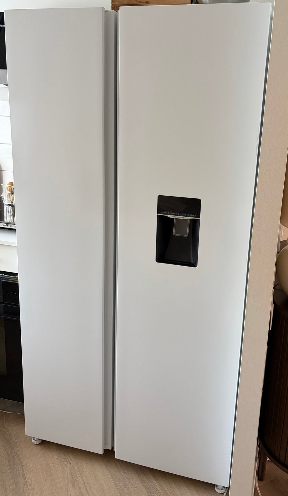 Grote Amerikaanse koelkast met waterdispenser - Gebruikt