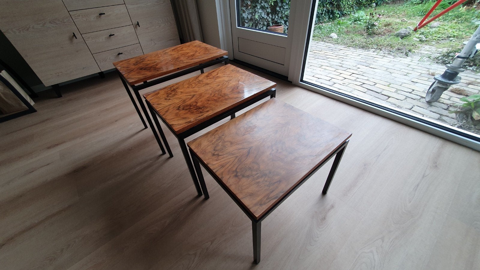 Set van 3 rechthoekige bijzettafels - passen onder elkaar, Gebruikt, 55 tot 75 cm, Rechthoekig, Hout